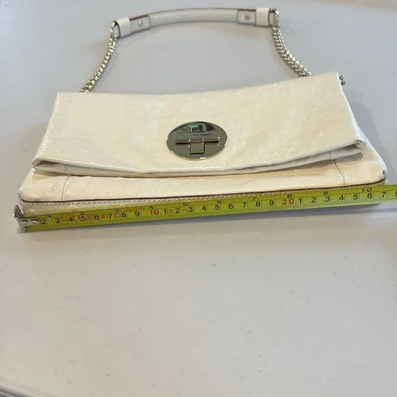 Kate Spade - Cream Handbag with gold strap and accents - Picture 10 of 16
